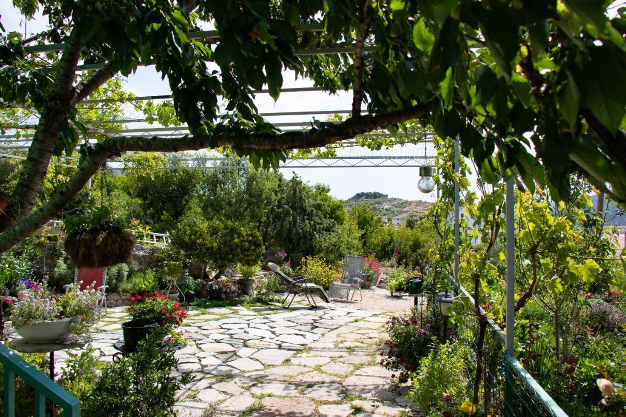 Summerhouse Marina Bagian luar foto