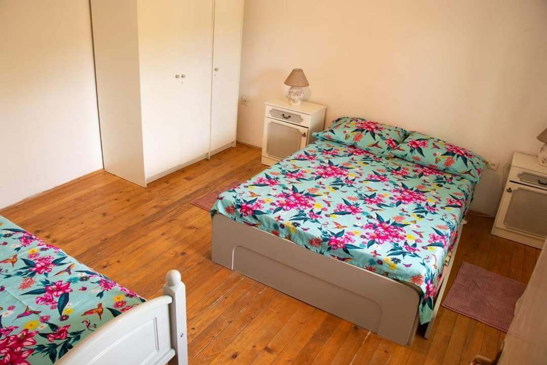 Summerhouse Marina Bagian luar foto
